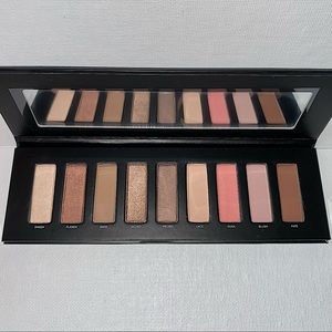 STUDIOMAKEUP Ease to Wear eyeshadow palette